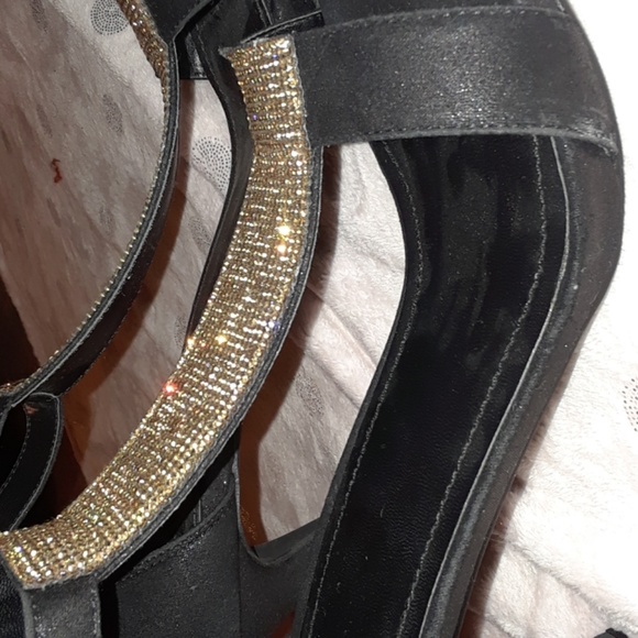 Deep Black, Gold Middle Cover Heel - Picture 2 of 8